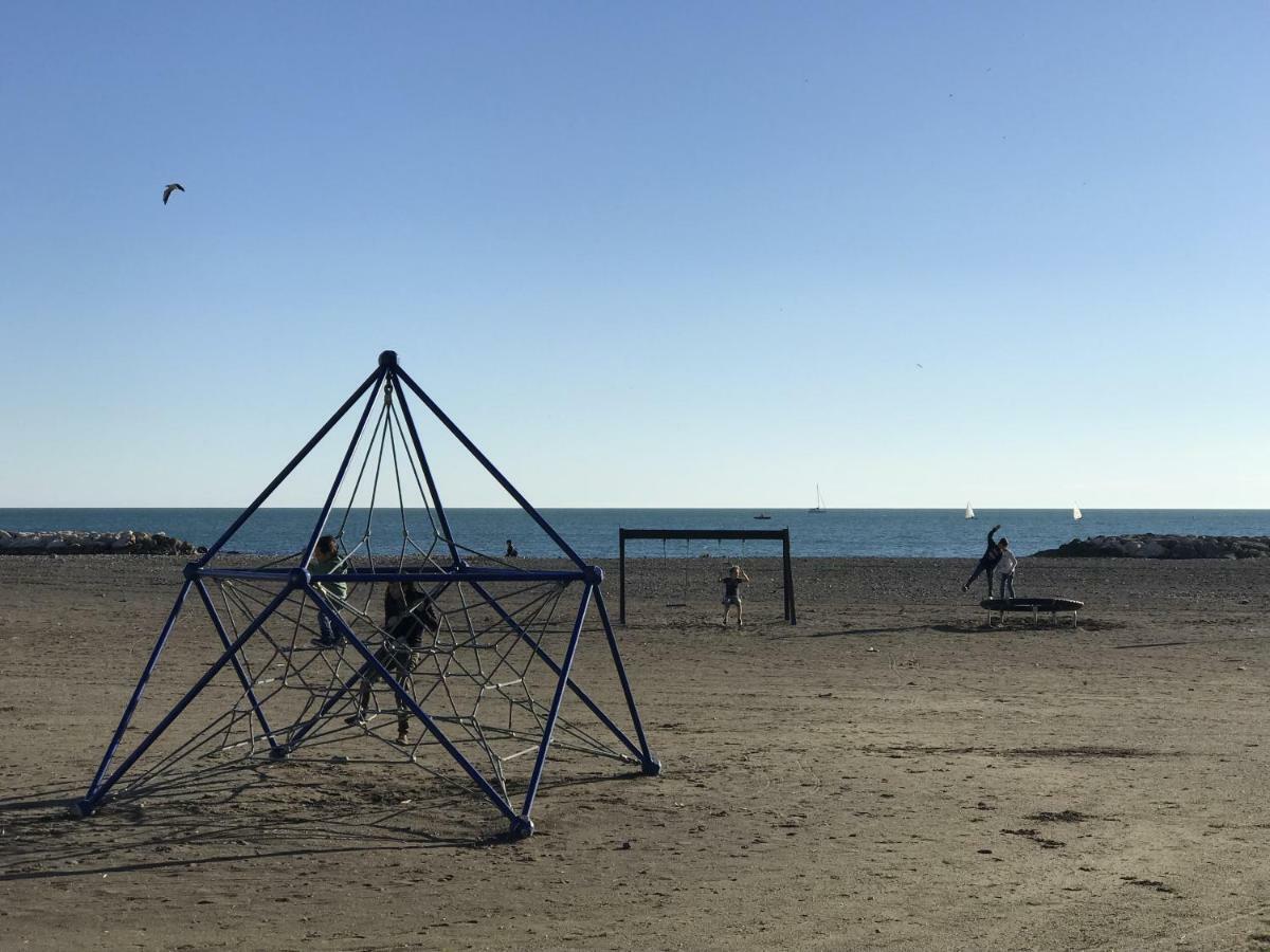 Malaga Beach House, 2 City Bikes, 2 Children'S Bikes, Wifi, Big Terrace, Bbq, Family, Childfriendly Exterior foto